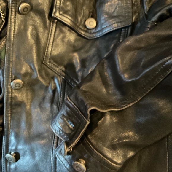 “DANIER” 100% Black Leather Fitted Button Up Jacket. - Picture 10 of 16